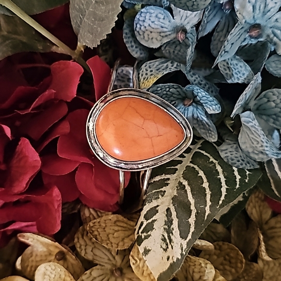 NWOT Cuff Bracelet - Picture 12 of 13